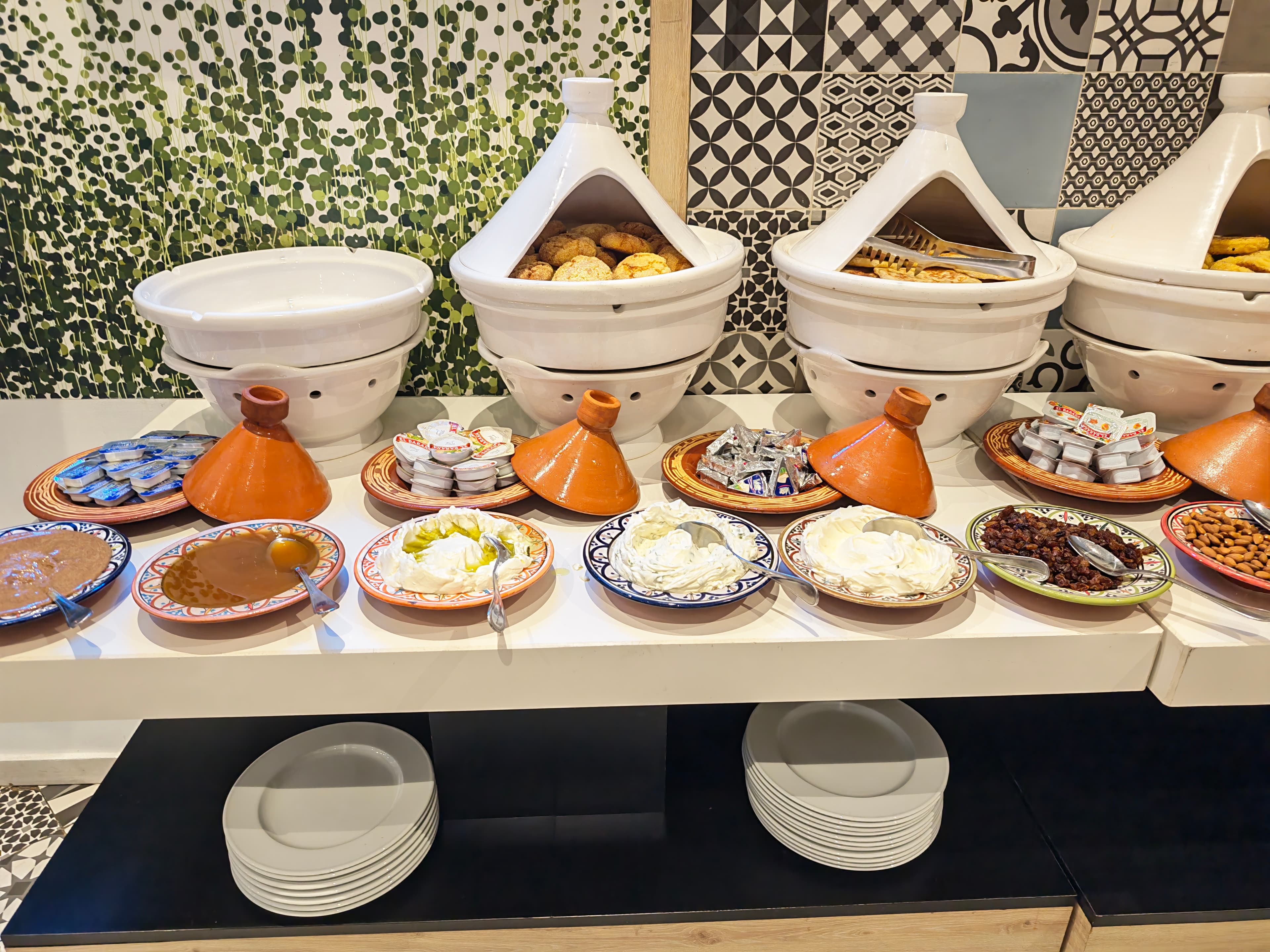 Buffet et service de restauration du New Hotel